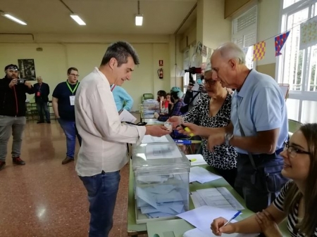 Antonio Cambio, votando durante las pasadas municipales (PODEMOS-IU-ADELANTE) Antonio Cambio, votando durante las pasadas municipales (PODEMOS-IU-ADELANTE)