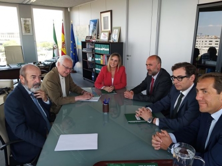 La consejera de fomento, Marifran Carazo en la reunión donde se ha aumentado el horariod el Metro (JUNTA) La consejera de fomento, Marifran Carazo en la reunión donde se ha aumentado el horariod el Metro (JUNTA)