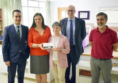 Firma del convenio entre la Fundación Purisima Concepción y Bankia (FUNDACIÓN PURÍSIMA CONCEPCIÓN) Firma del convenio entre la Fundación Purisima Concepción y Bankia (FUNDACIÓN PURÍSIMA CONCEPCIÓN)