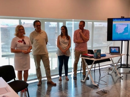 Inmaculada Torres ha presentado los cursos de formación (AYTO. MOTRIL) Inmaculada Torres ha presentado los cursos de formación (AYTO. MOTRIL)