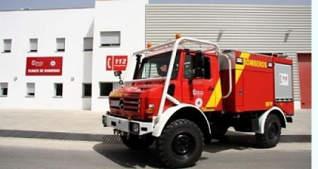 Los bomberos tuvieron que rescatar al fallecidoAlhamaAlhama 