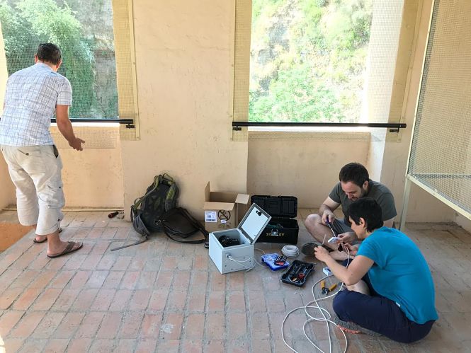 Instalación de cámaras (PATRONATO DE LA ALHAMBRA) 