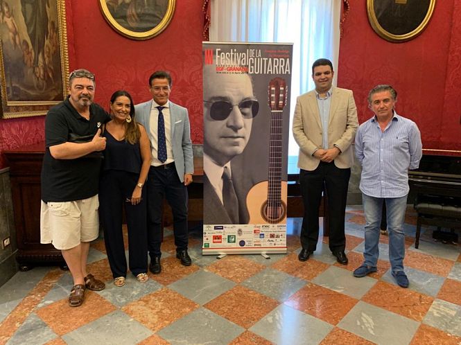 Presentación del certamen `Y Sevilla para Granada` (AYTO. GRANADA)