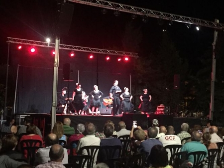Una de las actuaciones del Festival Flamenco de Huétor Tájar (AYTO. HUÉTOR TÁJAR) Una de las actuaciones del Festival Flamenco de Huétor Tájar (AYTO. HUÉTOR TÁJAR)