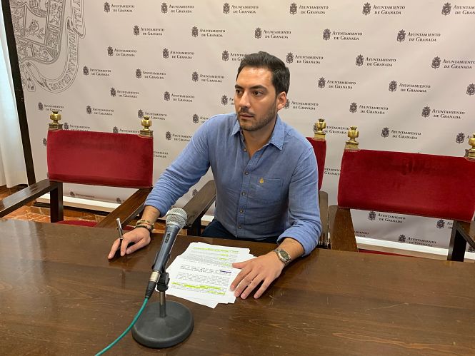 Eduardo Castillo en rueda de prensa (GRUPO MUNICIPAL SOCIALISTA)