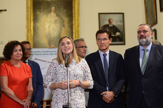 Marifran Carazo, Consejera de fomento de la Junta de Andalucia (JUNTA)