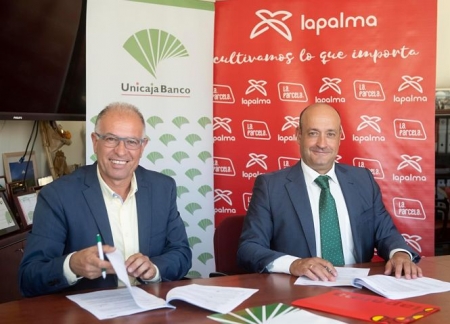 Firma del convenio entre Ubicaba Banco y cooperativa La Palma (UNICAJA BANCO) Firma del convenio entre Ubicaba Banco y cooperativa La Palma (UNICAJA BANCO)