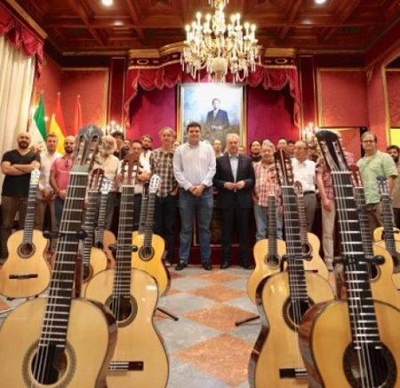 Presentación del concurso de constructores de guitarras (AYTO. GRANADA) Presentación del concurso de constructores de guitarras (AYTO. GRANADA)