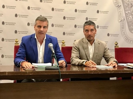 César Díaz y Manuel Olivares en rueda de prensa (AYTO. GRANADA) César Díaz y Manuel Olivares en rueda de prensa (AYTO. GRANADA)