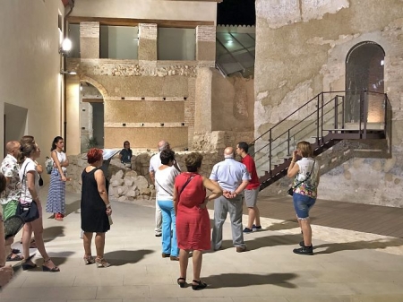 Una de las visitas guiadas a la Torre de la Alquería de Huétor Tájar (AYTO. HUÉTOR TÁJAR) 
