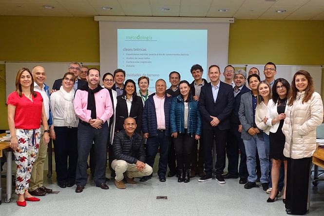 Profesionales sanitarios de Colombia durante su pasantía en abril de 2019 sobre “Atención en Enfermedad Cardiopulmonar Crónica” en la EASP (EASP) 