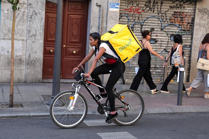 Reparto en bicicleta 