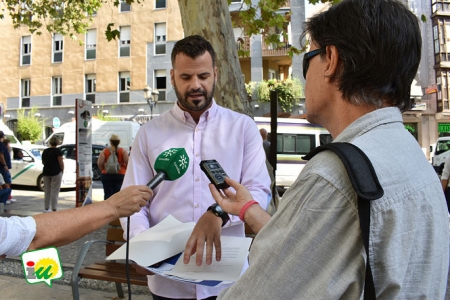 Jesús Fernández, parlamentario andaluz de Adelante Andalucia (IU) Jesús Fernández, parlamentario andaluz de Adelante Andalucia (IU)