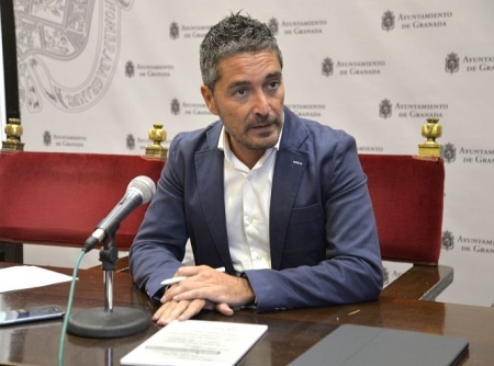 Manuel Olivares, concejal de Empleo, Emprendimiento, Turismo y Comercio (AYTO. GRANADA) Manuel Olivares, concejal de Empleo, Emprendimiento, Turismo y Comercio (AYTO. GRANADA)
