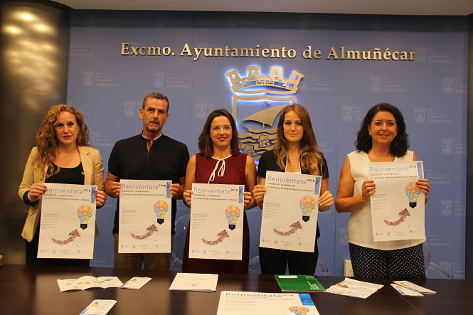 La Delegada de empleo, Virginia Fernández en un acto en Almuñécar (JUNTA)