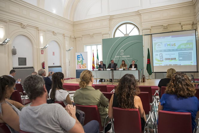 Presentación de la Web y la APP `Familias` (JUNTA)