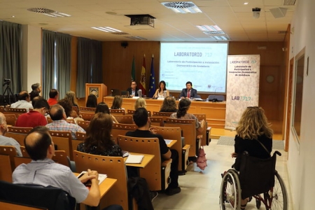 Presentación de “Laboratorio 717 – Laboratorio de Participación e Innovación Democrática de Andalucía” (UGR) Presentación de “Laboratorio 717 – Laboratorio de Participación e Innovación Democrática de Andalucía” (UGR)