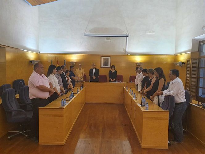 El Pleno del Ayuntamiento de Guadix ha guardado un minuto de silencio (AYTO. GUADIX) 
