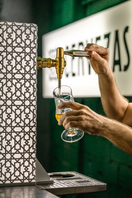 Taller de tiraje de cerveza (CERVEZAS ALHAMBRA) Taller de tiraje de cerveza (CERVEZAS ALHAMBRA)