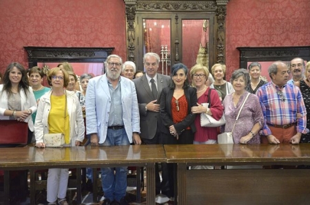 Presentación de los talleres de envejecimiento activo (JAVIER ALGARRA) Presentación de los talleres de envejecimiento activo (JAVIER ALGARRA)