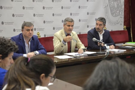 El Concejal de seguridad ciudadana, César Díaz en rueda de prensa (JAVIER ALGARRA) El Concejal de seguridad ciudadana, César Díaz en rueda de prensa (JAVIER ALGARRA)