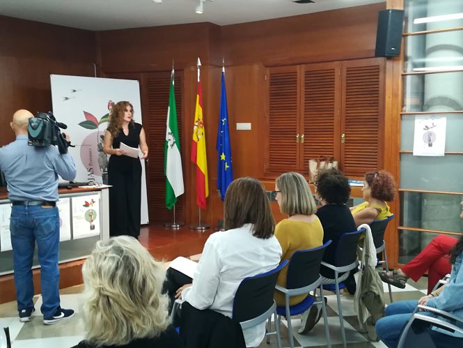 Ruth Martos ha inaugurado el acto por el DIa de las escritoras (JUNTA)