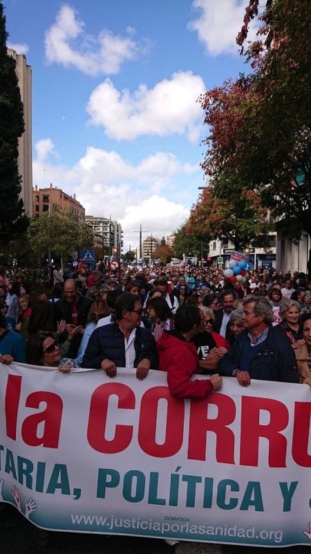 Manifestación en Granada por la sanidad (JUSTICIA POR LA SANIDAD) Manifestación en Granada por la sanidad (JUSTICIA POR LA SANIDAD)