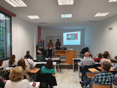 Taller sobre violencia de género en Guadix (AYTO. GUADIX) Taller sobre violencia de género en Guadix (AYTO. GUADIX)