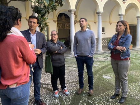 Cuenca se ha reunido con los usuarios (PSOE) 