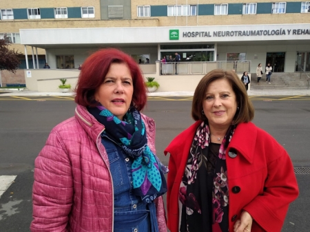 Elvira Ramón y Maria José Sánchez Rubio en el Hospital de Neurotraumatologia (PSOE) 