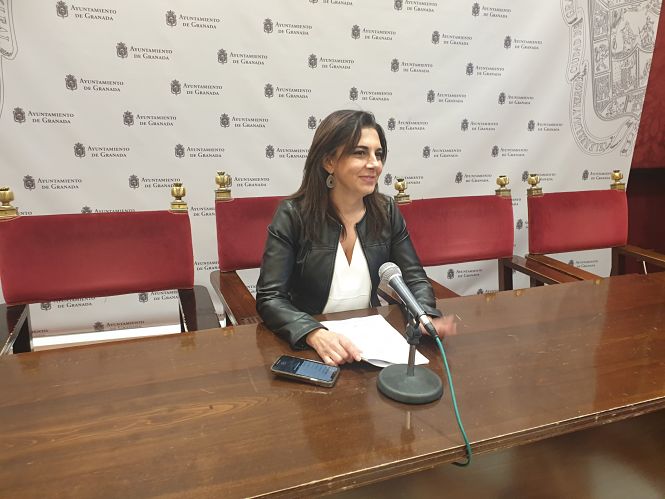 Raquel Ruz en rueda de prensa (PSOE GRANADA) 