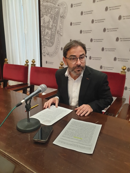 Miguel Ángel Fernández Madrid en rueda de prensa (PSOE) Miguel Ángel Fernández Madrid en rueda de prensa (PSOE)
