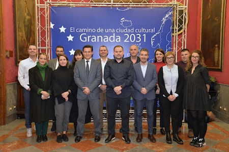 Visita de la Delegación albanesa al ayuntamiento de Granada (JAVIER ALGARRA) Visita de la Delegación albanesa al ayuntamiento de Granada (JAVIER ALGARRA)