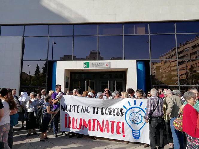 Concentración en la puerta de los juzgados