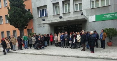 Concentración contra la violencia de género (JUNTA) Concentración contra la violencia de género (JUNTA)