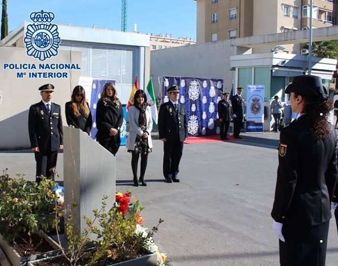 Imagen del homenaje celebrado hoy en Granada (POLICÍA NACIONA) 