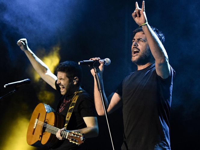 Momento de un concierto de Estopa 