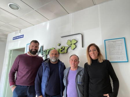 Chus Fernández se ha reunido con miembros de Agrajer (IU) Chus Fernández se ha reunido con miembros de Agrajer (IU)