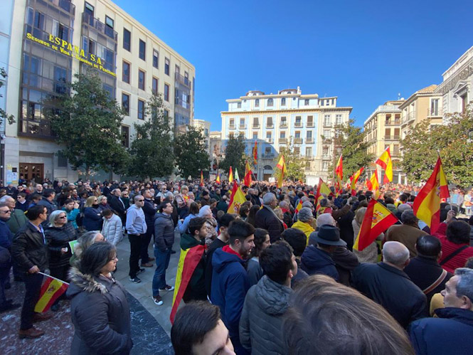 Concentración en la Plaza del Carmen (VOX) 