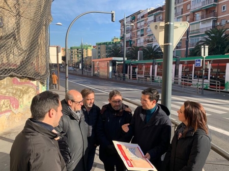 Miembros del PSOE han visitado La Chana (PSOE) Miembros del PSOE han visitado La Chana (PSOE)