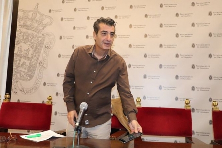 El portavoz del grupo municipal de Podemos-IU en Granada, Antonio Cambril (PODEMOS-IU) El portavoz del grupo municipal de Podemos-IU en Granada, Antonio Cambril (PODEMOS-IU)