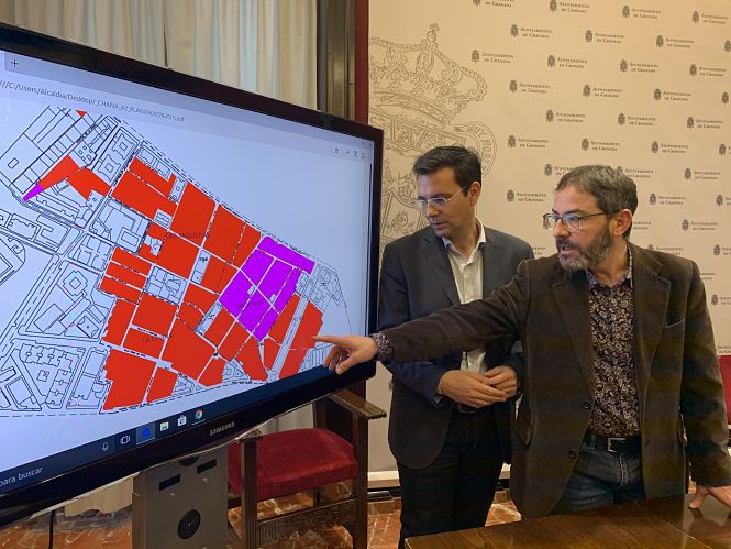 Francisco Cuenca y Miguel Ángel Fernández Madrid en rueda de prensa (PSOE GRANADA) 