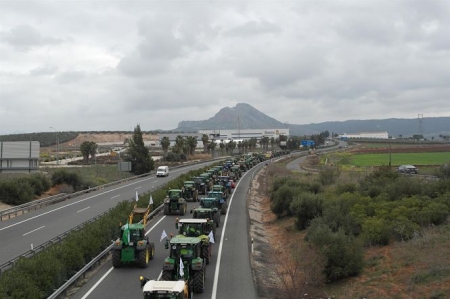 Tractorada en Antequera (ASAJA MÁLAGA)