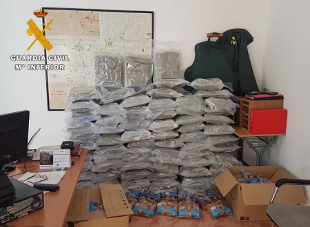 Marihuana incautada (GUARDIA CIVIL) Marihuana incautada (GUARDIA CIVIL)