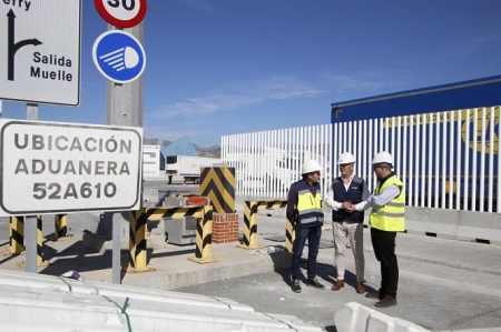 El presidente y técnicos del puerto visitan los trabajos del Área de Depósito Temporal (AUTORIDAD PORTUARIA DE MOTRIL) El presidente y técnicos del puerto visitan los trabajos del Área de Depósito Temporal (AUTORIDAD PORTUARIA DE MOTRIL)