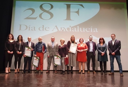 Galardonados con la Bandera de Andalucía en Cúllar Vega (AYTO. CÚLLAR VEGA) Galardonados con la Bandera de Andalucía en Cúllar Vega (AYTO. CÚLLAR VEGA)