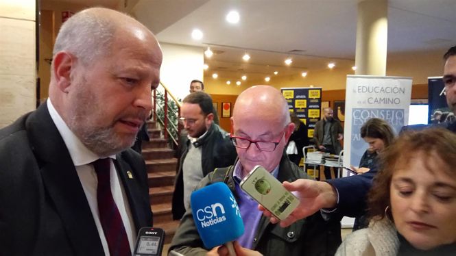 Javier Imbroda, Consejero de Educación y Deporte (JUNTA) 