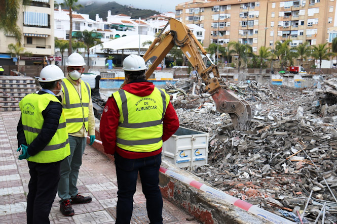 Demolición del mercado Municipal de Almuñécar (AYTO. ALMUÑECAR) 