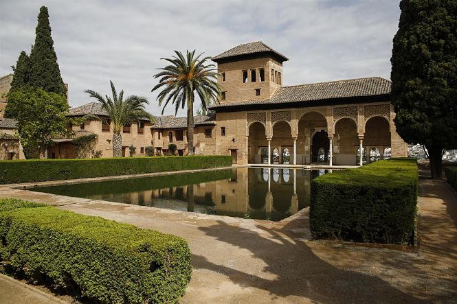 La Alhambra de Granada sin turistas por la crisis del coronaviru (ÁLEX CÁMARA - EUROPA PRESS) 