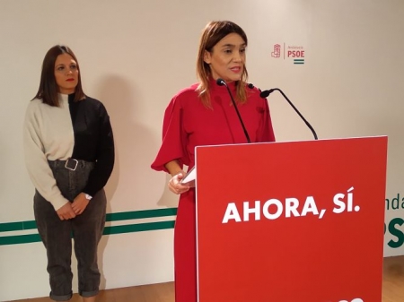 Olga Manzano en rueda de prensa (PSOE)